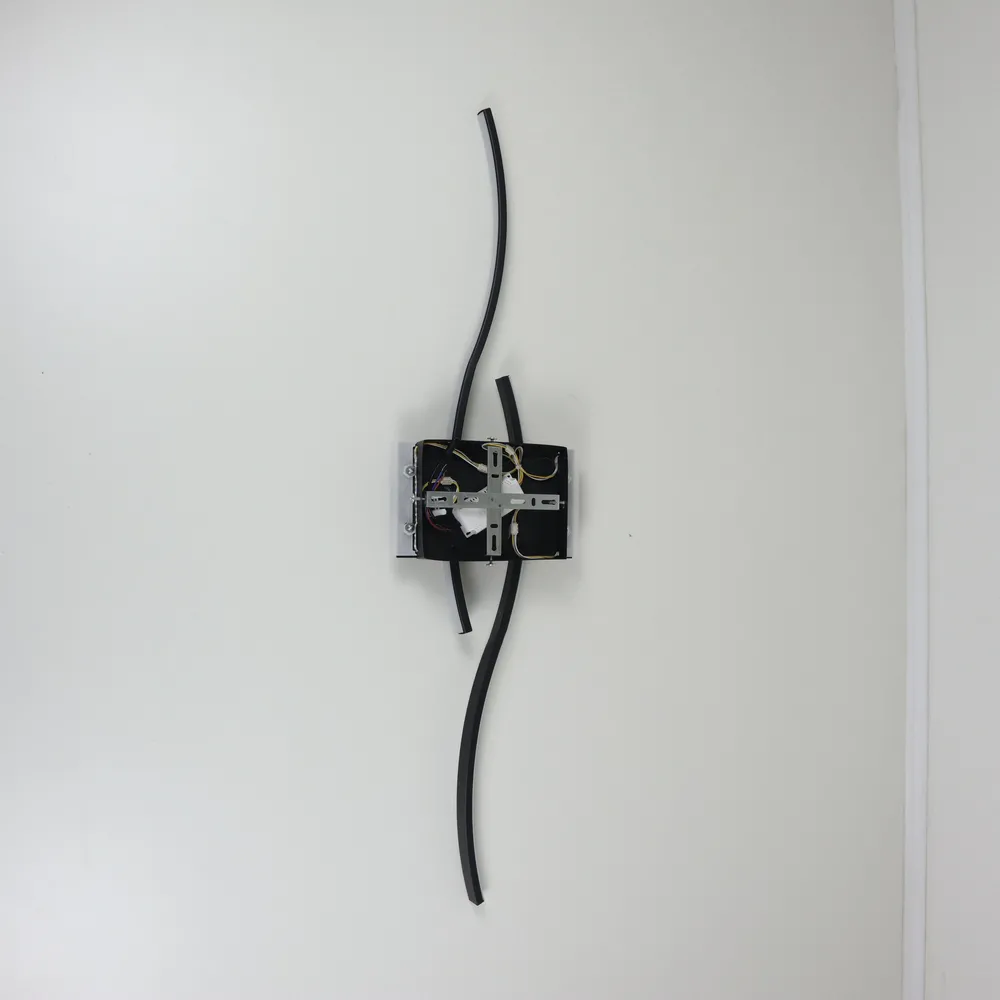 Хвилеподібне настінне LED бра Silk B377-1000 BK 60W  - фото 7