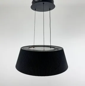 Підвісна люстра з декоративним абажуром Corruga 9065-450 BK 100W