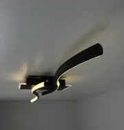 Хвилеподібне настінне LED бра Silk B377-1000 BK 60W  - фото 6
